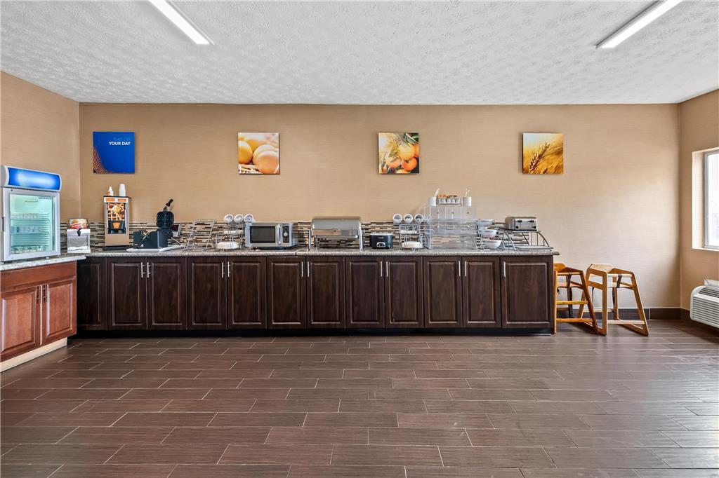 Comfort Inn & Suites Fairborn Near Wright Patterson Afb Ristorante foto